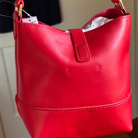Red Hot Mini Bucket Bag New With Tags Crossbody Red Smooth Leather Look - Picture 14 of 16